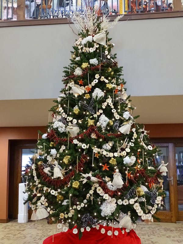 Christmas Tree Featured in Milwaukee Journal Sentinel